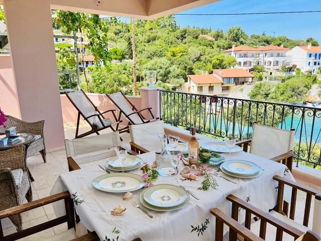 Paradise House Apart2, 5Min Walking Distance To Fiskardo Center المظهر الخارجي الصورة